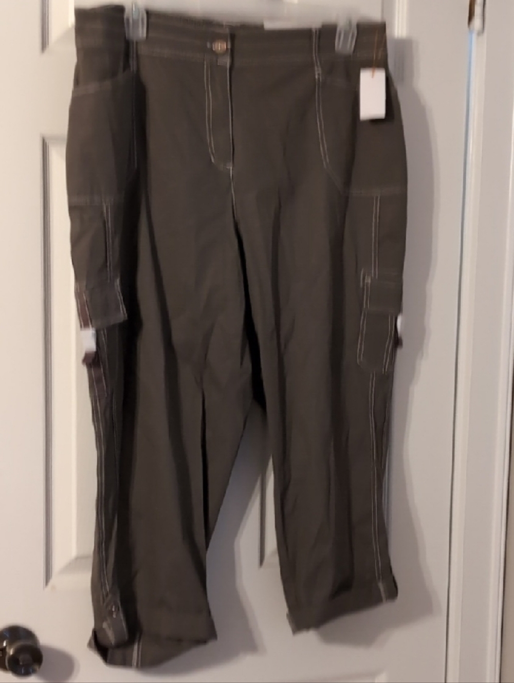 Cato Olive Green Cropped Cargo Pants with Contrast Stitching